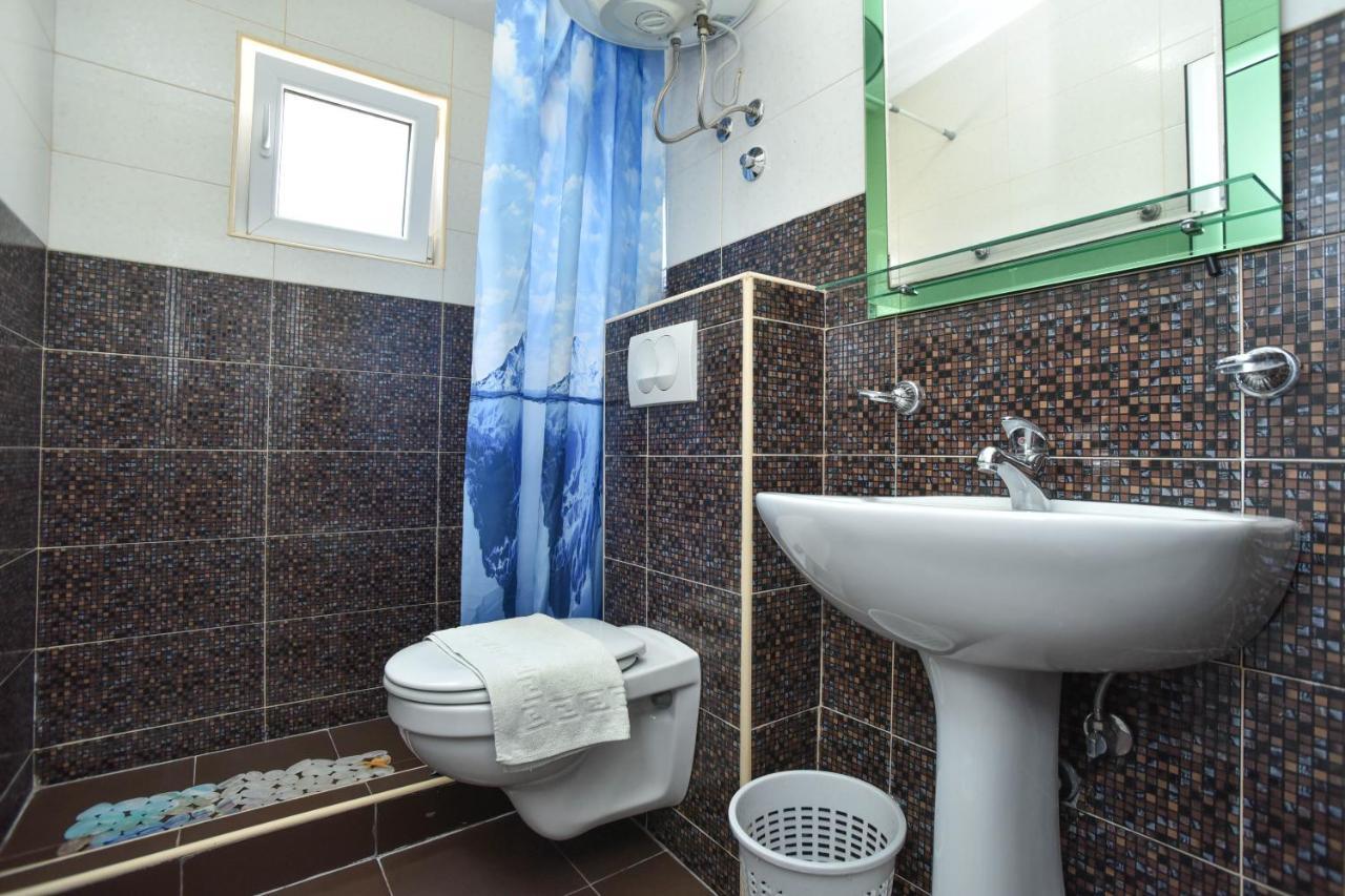 Ksenia Duletic Apartment Budva
